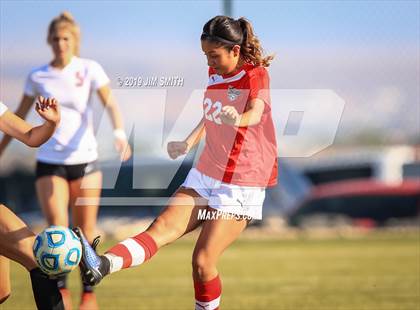 Thumbnail 2 in  Albuquerque Academy vs. Rio Grande (Abq Metro Championships) photogallery.