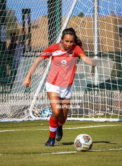 Thumbnail 2 in  Albuquerque Academy vs. Rio Grande (Abq Metro Championships) photogallery.