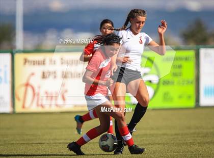 Thumbnail 1 in  Albuquerque Academy vs. Rio Grande (Abq Metro Championships) photogallery.