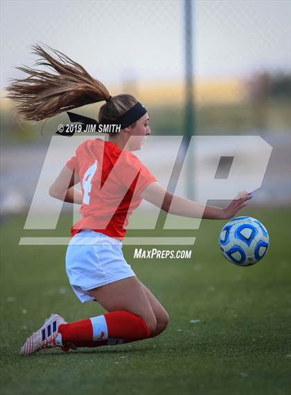 Thumbnail 3 in  Albuquerque Academy vs. Rio Grande (Abq Metro Championships) photogallery.