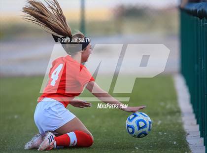 Thumbnail 1 in  Albuquerque Academy vs. Rio Grande (Abq Metro Championships) photogallery.