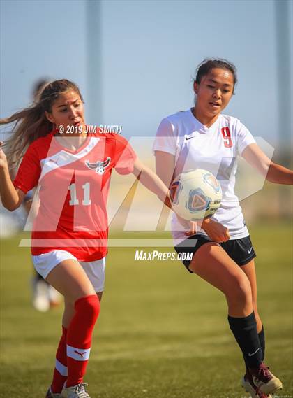 Thumbnail 3 in  Albuquerque Academy vs. Rio Grande (Abq Metro Championships) photogallery.
