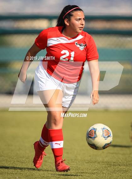 Thumbnail 1 in  Albuquerque Academy vs. Rio Grande (Abq Metro Championships) photogallery.