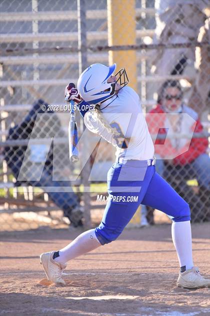 Thumbnail 2 in Bonita @ Charter Oak photogallery.