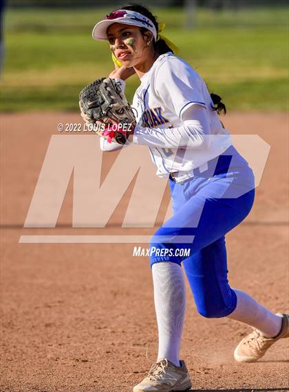 Thumbnail 1 in Bonita @ Charter Oak photogallery.