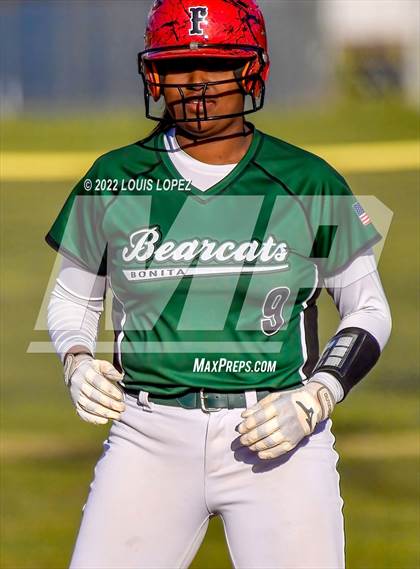 Thumbnail 2 in Bonita @ Charter Oak photogallery.