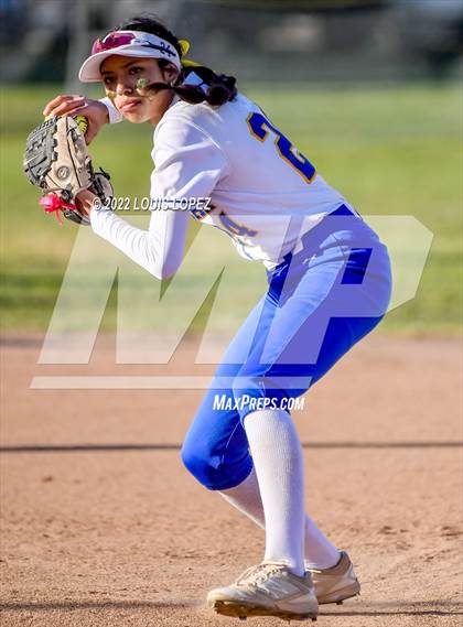 Thumbnail 3 in Bonita @ Charter Oak photogallery.