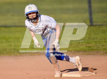 Thumbnail 2 in Bonita @ Charter Oak photogallery.