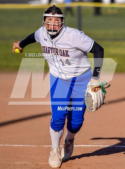 Thumbnail 2 in Bonita @ Charter Oak photogallery.