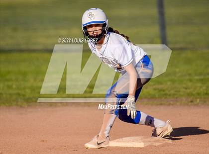 Thumbnail 1 in Bonita @ Charter Oak photogallery.