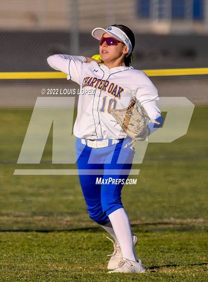 Thumbnail 3 in Bonita @ Charter Oak photogallery.