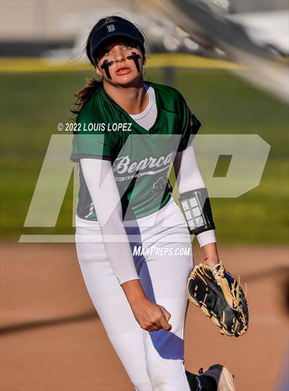 Thumbnail 1 in Bonita @ Charter Oak photogallery.