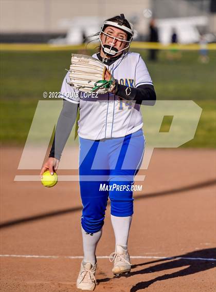 Thumbnail 1 in Bonita @ Charter Oak photogallery.