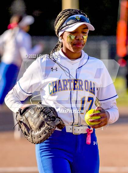 Thumbnail 2 in Bonita @ Charter Oak photogallery.