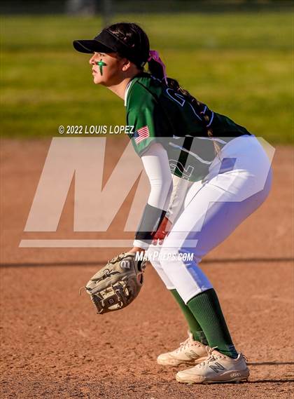 Thumbnail 1 in Bonita @ Charter Oak photogallery.