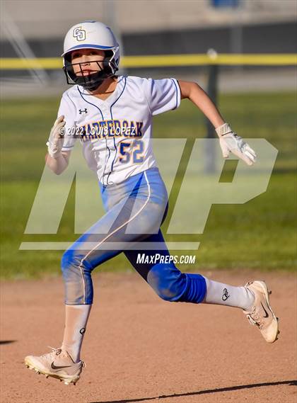 Thumbnail 2 in Bonita @ Charter Oak photogallery.