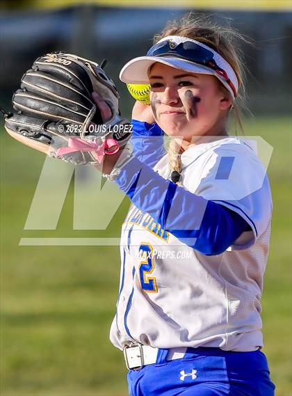 Thumbnail 1 in Bonita @ Charter Oak photogallery.