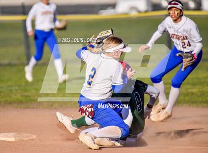 Thumbnail 1 in Bonita @ Charter Oak photogallery.