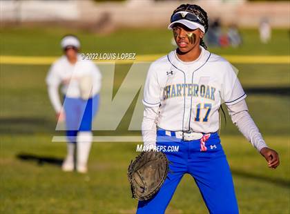 Thumbnail 2 in Bonita @ Charter Oak photogallery.