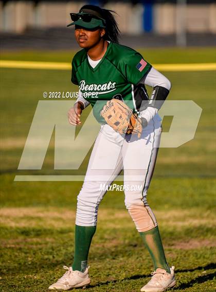 Thumbnail 3 in Bonita @ Charter Oak photogallery.