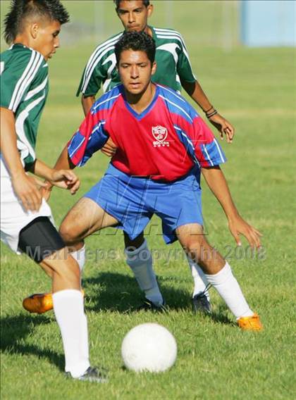 Thumbnail 1 in Tracy vs East Union (Sierra Tournament) photogallery.