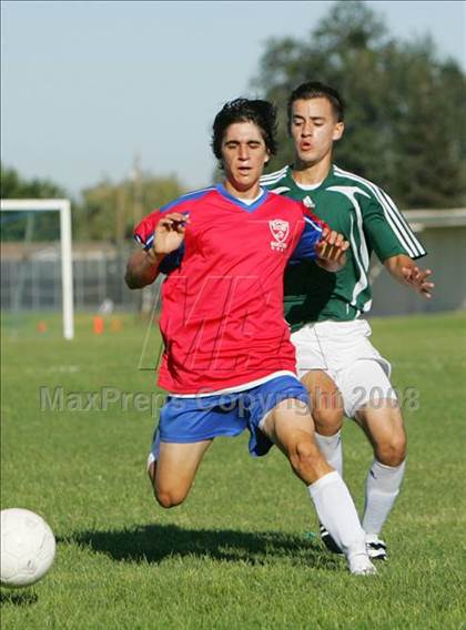 Thumbnail 1 in Tracy vs East Union (Sierra Tournament) photogallery.