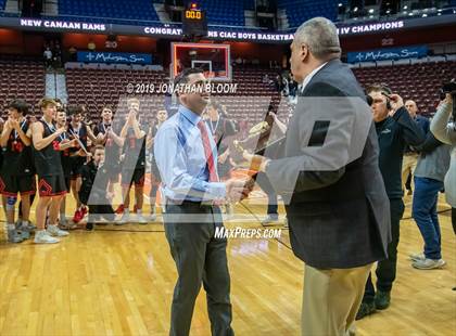 Thumbnail 3 in New Canaan vs. Granby Memorial (CIAC D4 Final) photogallery.