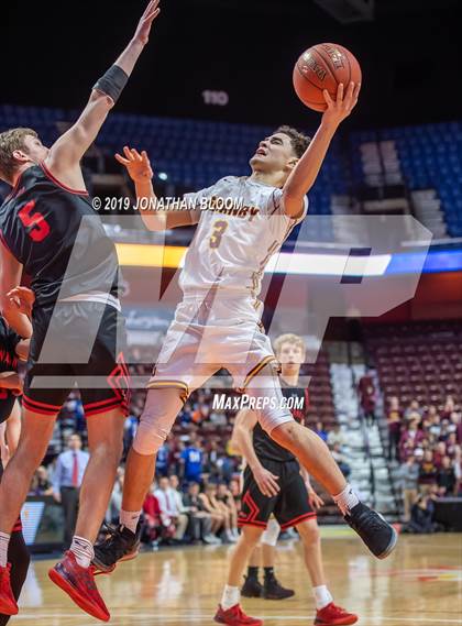 Thumbnail 2 in New Canaan vs. Granby Memorial (CIAC D4 Final) photogallery.