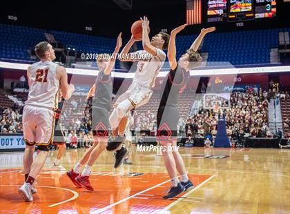 Thumbnail 2 in New Canaan vs. Granby Memorial (CIAC D4 Final) photogallery.