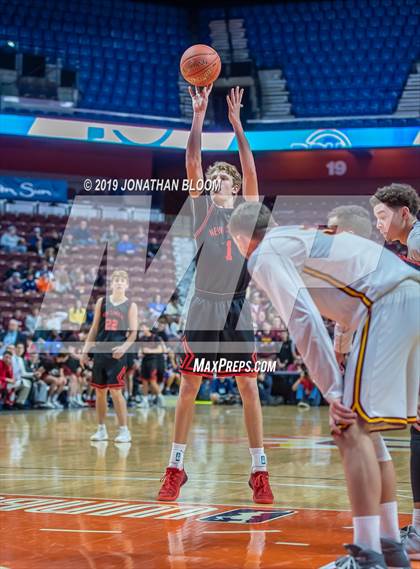 Thumbnail 1 in New Canaan vs. Granby Memorial (CIAC D4 Final) photogallery.