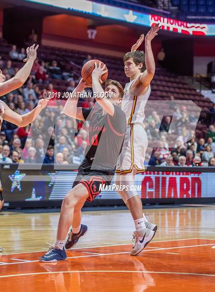 Thumbnail 3 in New Canaan vs. Granby Memorial (CIAC D4 Final) photogallery.