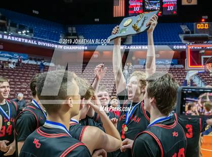 Thumbnail 3 in New Canaan vs. Granby Memorial (CIAC D4 Final) photogallery.