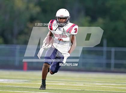 Thumbnail 3 in JV: Life Waxahachie vs Van Alstyne photogallery.