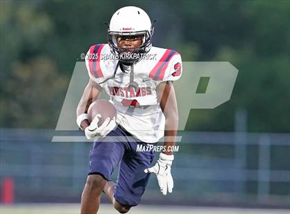 Thumbnail 3 in JV: Life Waxahachie vs Van Alstyne photogallery.