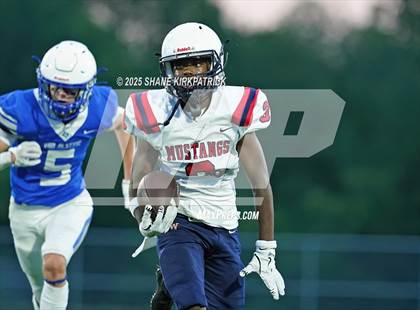 Thumbnail 1 in JV: Life Waxahachie vs Van Alstyne photogallery.