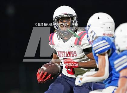 Thumbnail 2 in JV: Life Waxahachie vs Van Alstyne photogallery.