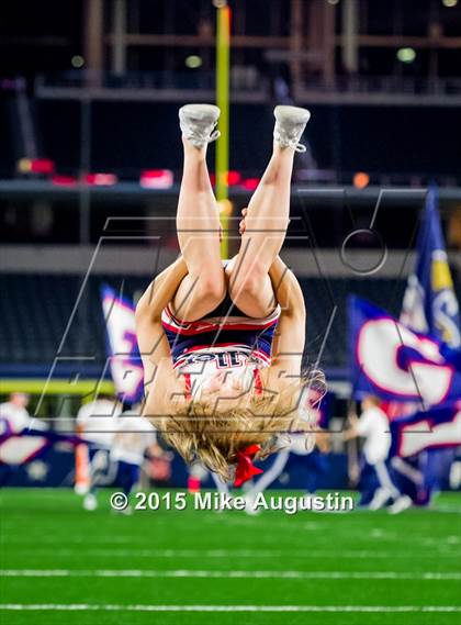 Thumbnail 2 in Martin vs. Allen (UIL 6A Regional Playoff) photogallery.