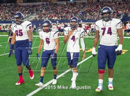 Thumbnail 3 in Martin vs. Allen (UIL 6A Regional Playoff) photogallery.