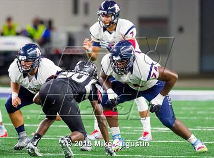 Thumbnail 2 in Martin vs. Allen (UIL 6A Regional Playoff) photogallery.