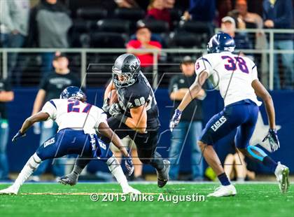 Thumbnail 3 in Martin vs. Allen (UIL 6A Regional Playoff) photogallery.