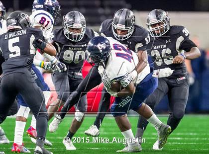 Thumbnail 1 in Martin vs. Allen (UIL 6A Regional Playoff) photogallery.