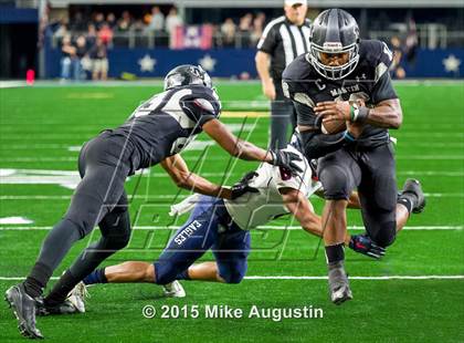 Thumbnail 1 in Martin vs. Allen (UIL 6A Regional Playoff) photogallery.