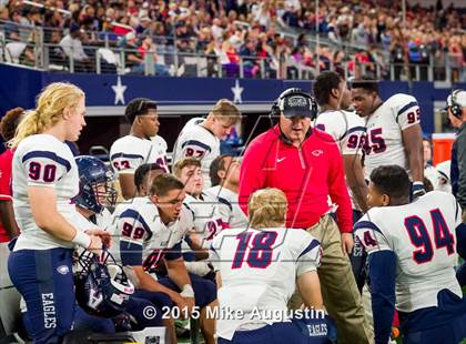 Thumbnail 3 in Martin vs. Allen (UIL 6A Regional Playoff) photogallery.