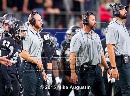 Thumbnail 2 in Martin vs. Allen (UIL 6A Regional Playoff) photogallery.