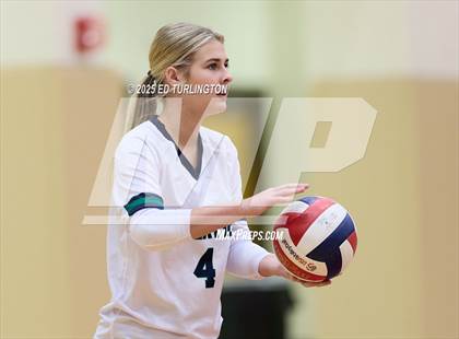 Thumbnail 2 in Creekview @ Lassiter photogallery.