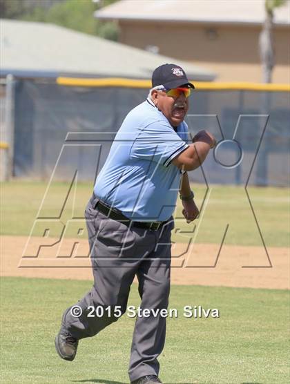 Thumbnail 2 in El Camino Real vs. Bishop O'Dowd (65th Annual San Diego Lions Tournament) photogallery.