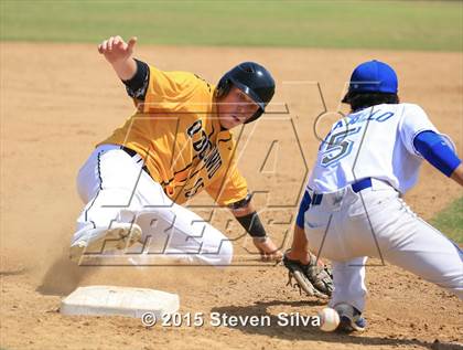 Thumbnail 2 in El Camino Real vs. Bishop O'Dowd (65th Annual San Diego Lions Tournament) photogallery.