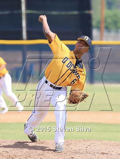 Thumbnail 2 in El Camino Real vs. Bishop O'Dowd (65th Annual San Diego Lions Tournament) photogallery.