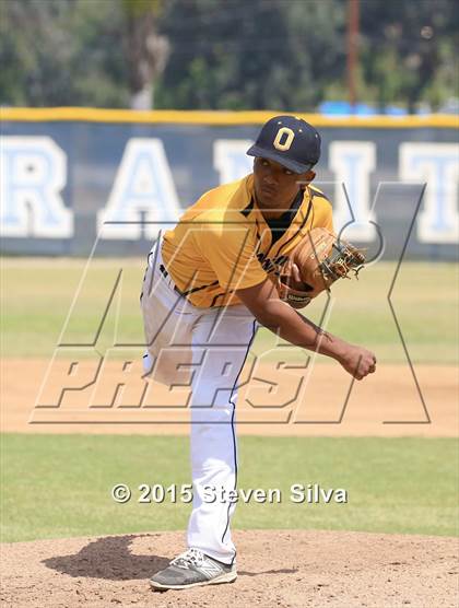 Thumbnail 2 in El Camino Real vs. Bishop O'Dowd (65th Annual San Diego Lions Tournament) photogallery.