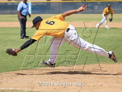 Thumbnail 2 in El Camino Real vs. Bishop O'Dowd (65th Annual San Diego Lions Tournament) photogallery.